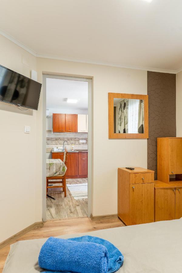 Lili Apartman Harkány Exterior foto