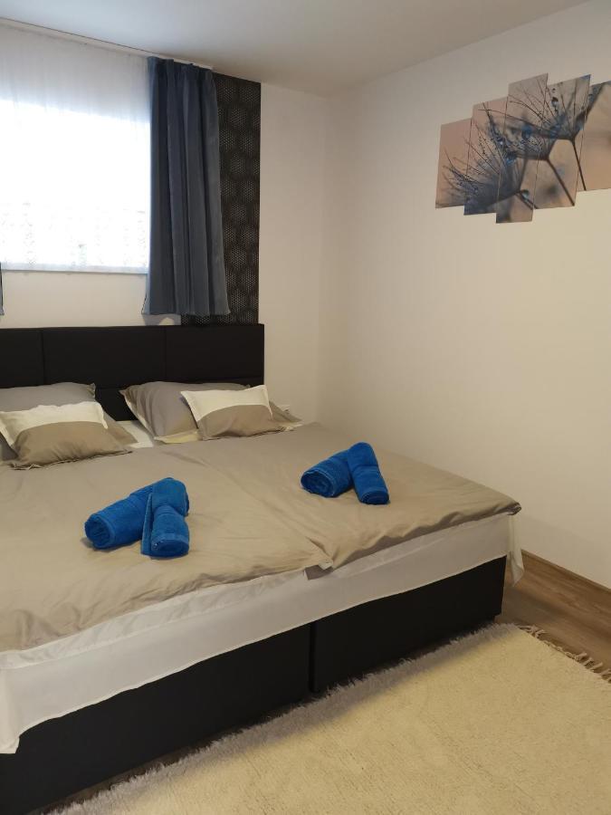 Lili Apartman Harkány Exterior foto